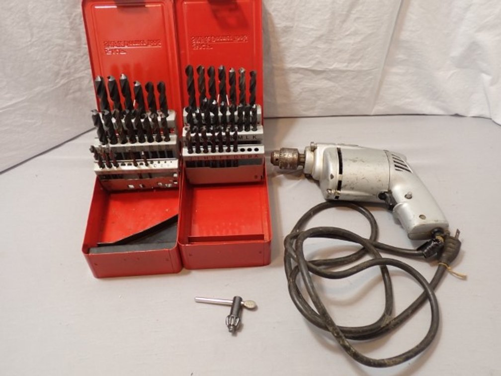 SKF & Dormer Red Metal Cases Drill Bit sets and Vintage Skil Model 503 1/4" corded drill