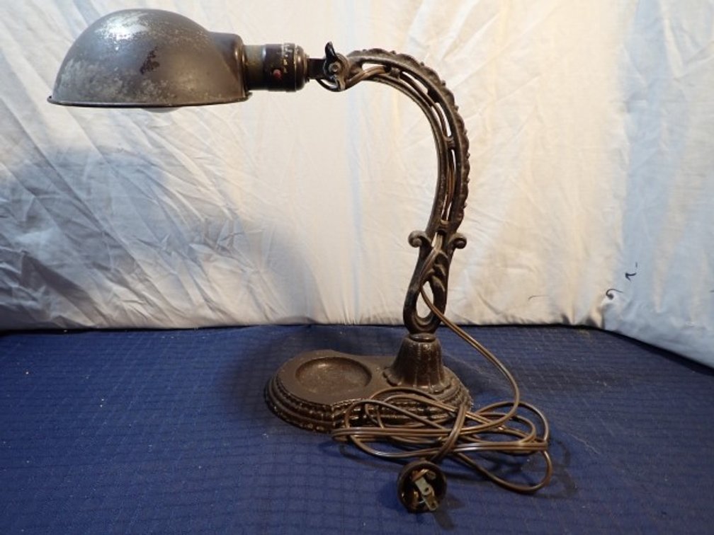 1910 Alwyn Gooseneck Desk Lamp