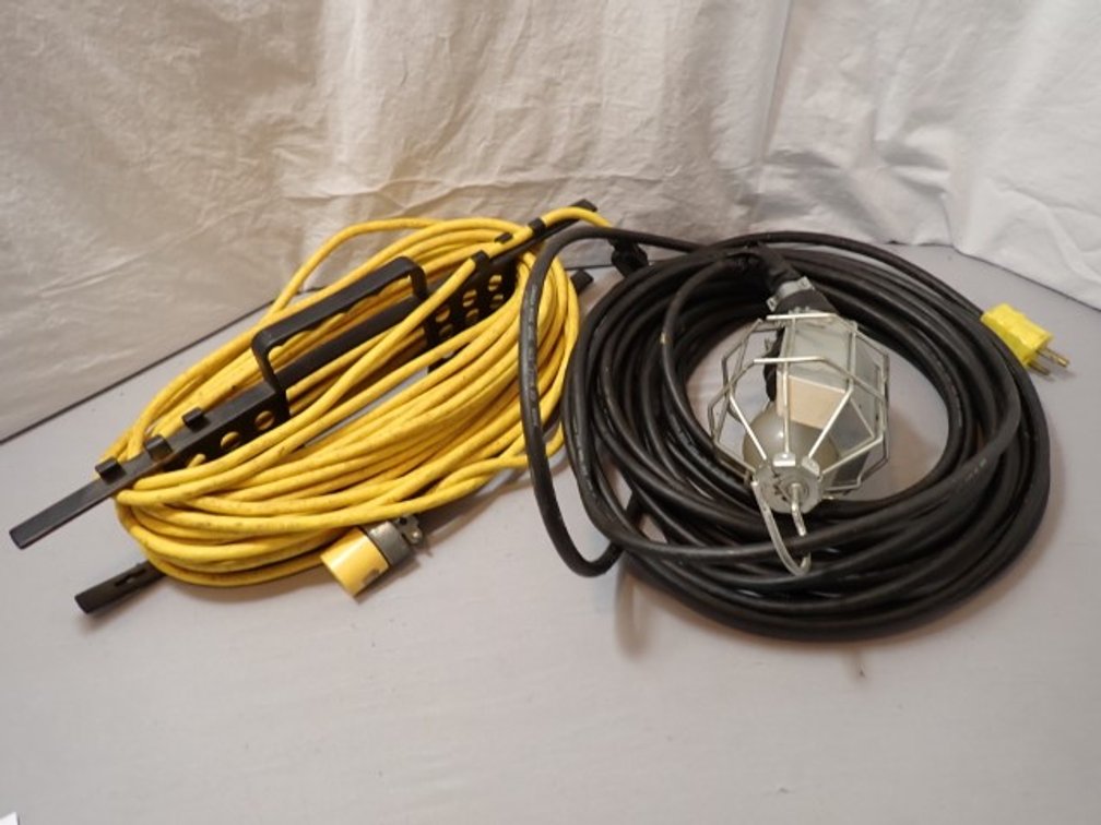 Extension Cord & Trouble Light