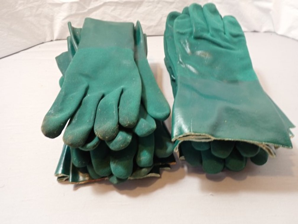 NEW Green Work Gloves