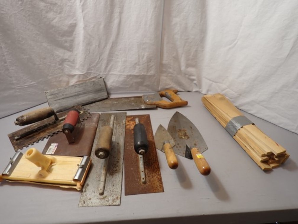 Selection of Hand Sanders and Trowels