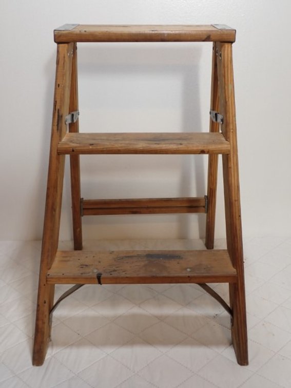 Vintage Wooden Step Stool/Ladder