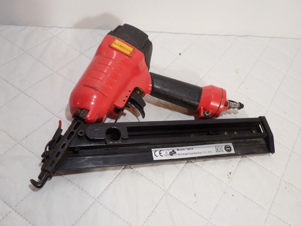 Pneumatic Finish Nailer