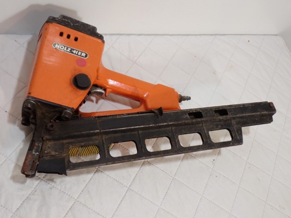 Holz-Her Pneumatic Framing Nailer