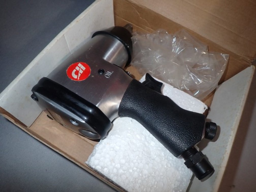NEW Campbell Hausfeld Air Impact Wrench