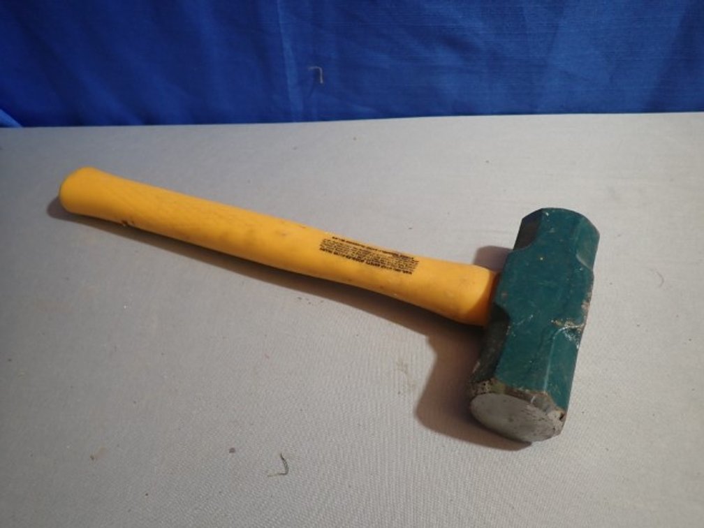 4 lb Sledge Style Hammer