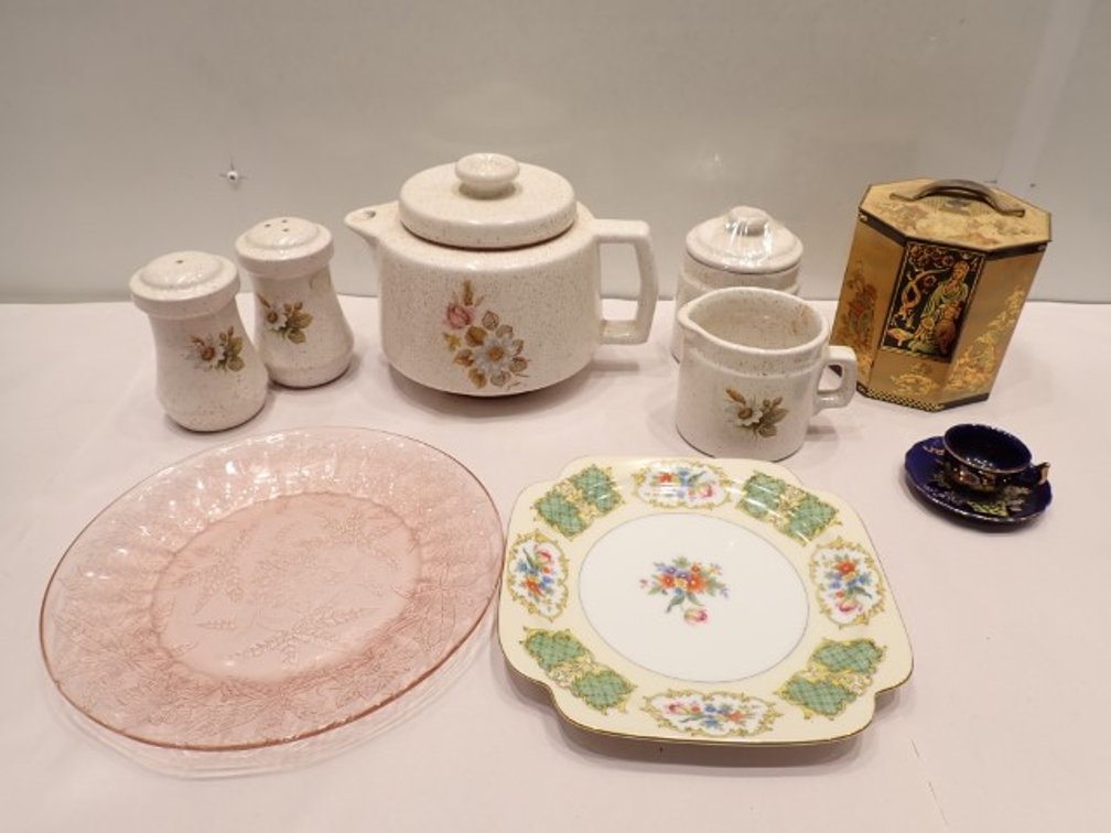 Speckled Stoneware Tea Set+