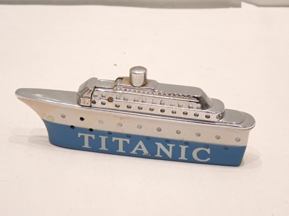 Titanic Pocket Lighter