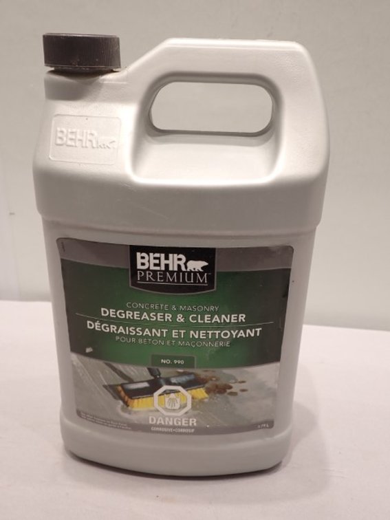 Behr Premium Concrete & Masonry Cleaner