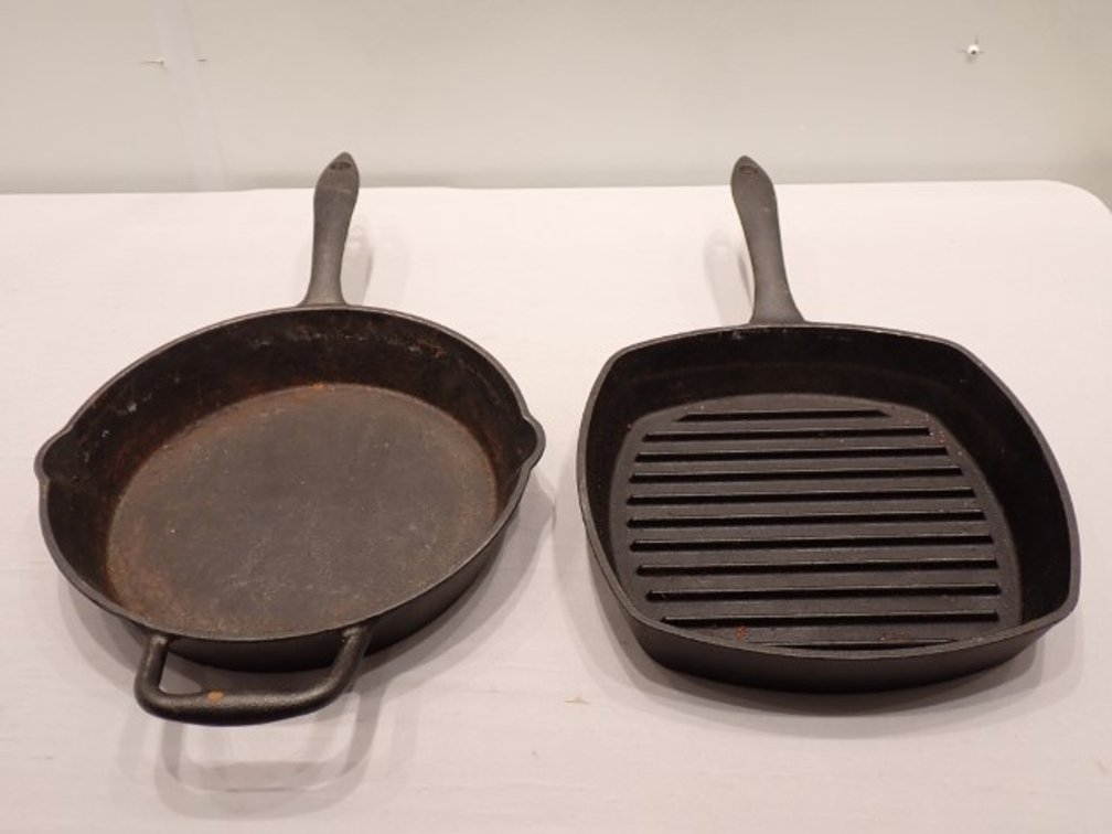 Cast Iron Skillet * Grill Pan