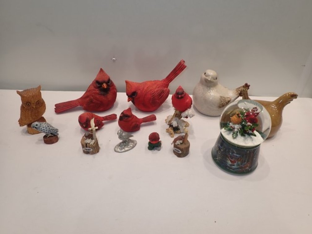 Variety of Indoor and Outdoor Bird Decor and Twinkle Collectable Snow Globe