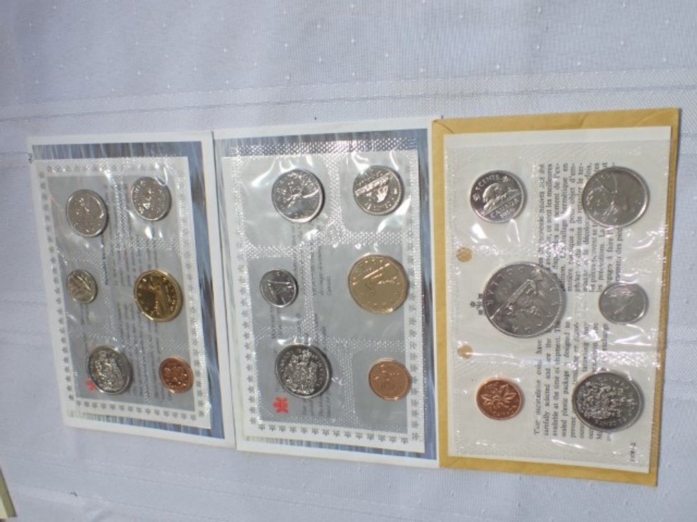 CDN Coin Sets