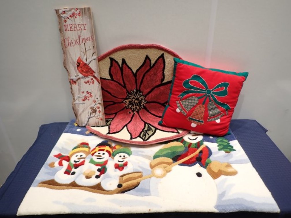 Christmas Accent Rugs+