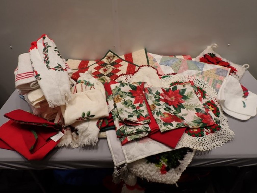 Holiday Household Linen