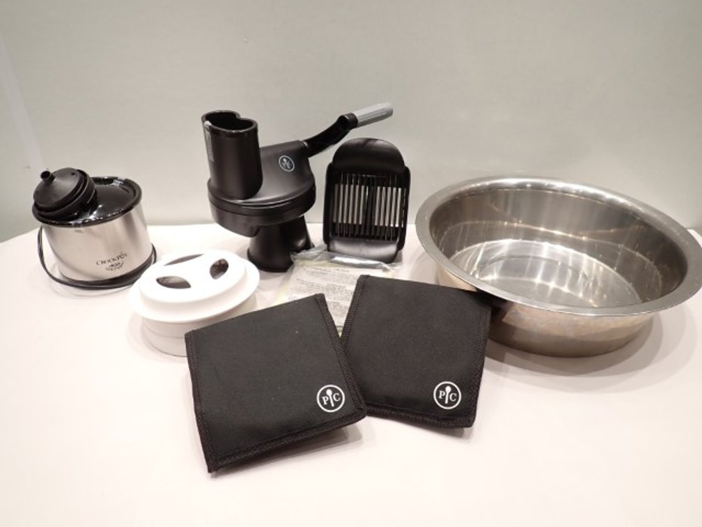 Pampered Chef Slicer and Manual Food Processor