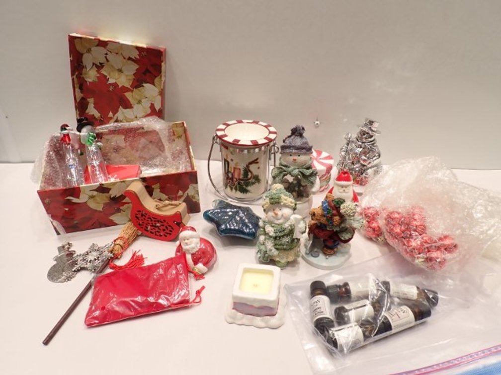 Christmas Candles & Scents
