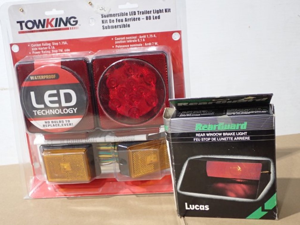 NEW Trailer Light Kit