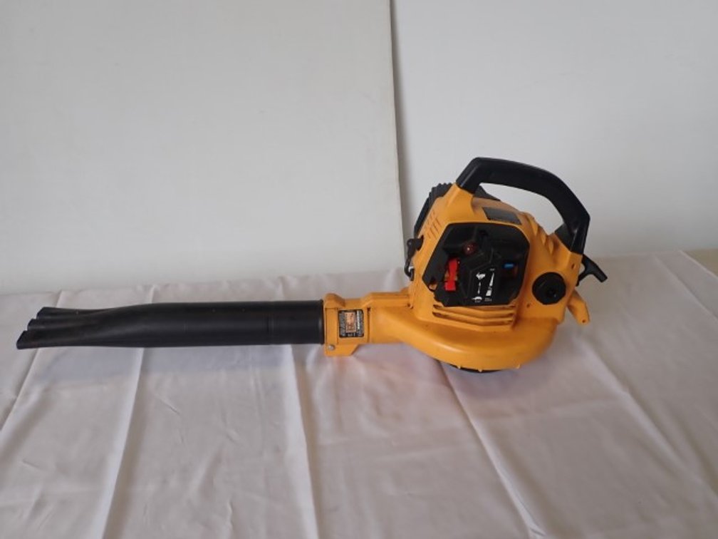 Poulan Pro BVM200LE Blower