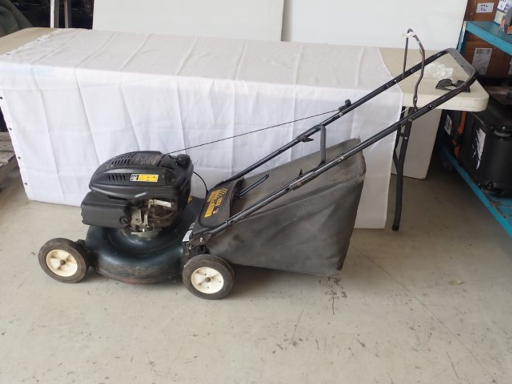 Yardworks Push Mower