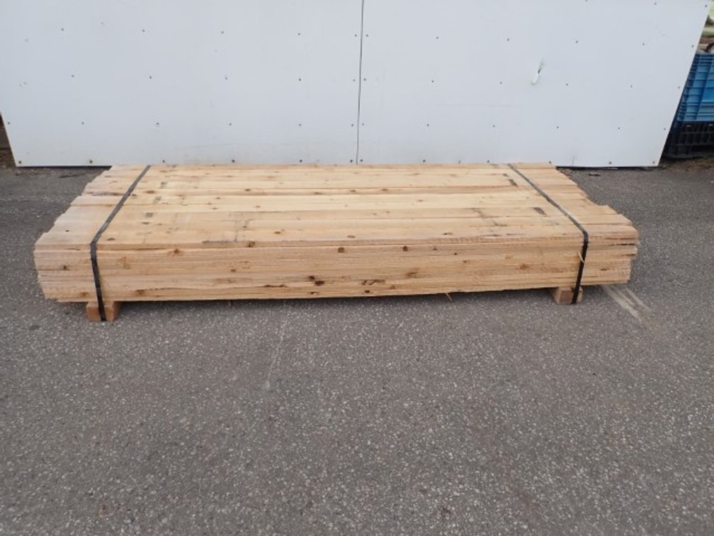 Fresh Milled Cedar 1" x 4" x 8' Lift