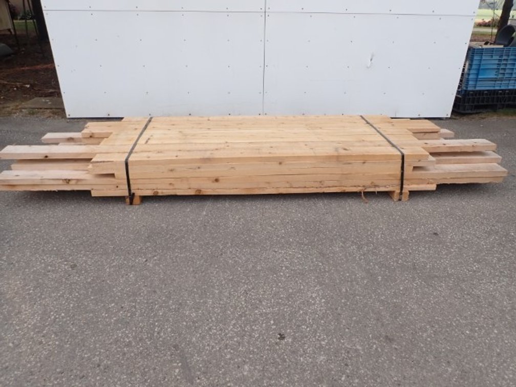 Fresh Milled Cedar 2" x 6"  Lift