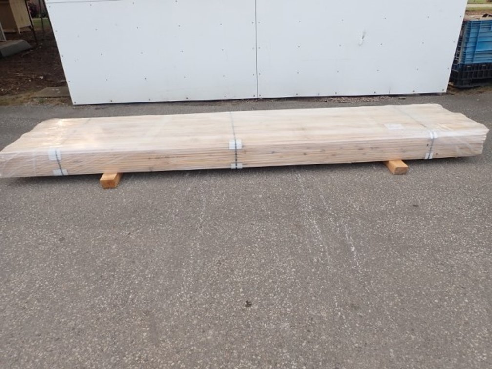 Planed Tongue & Groove Cedar 1" x 3.25" x 12' Lift