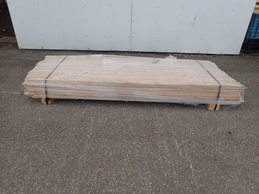 Planed Tongue & Groove Cedar 1" x 3.25" x 8' Lift