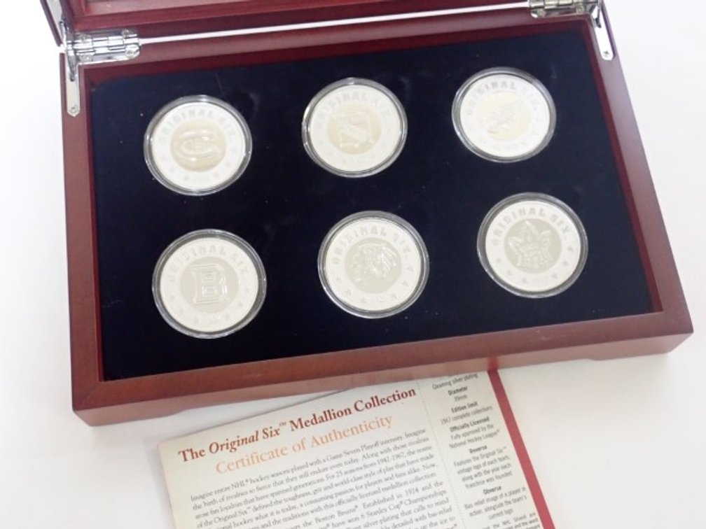 The ‘Original Six’ NHL Hockey Medallion Set