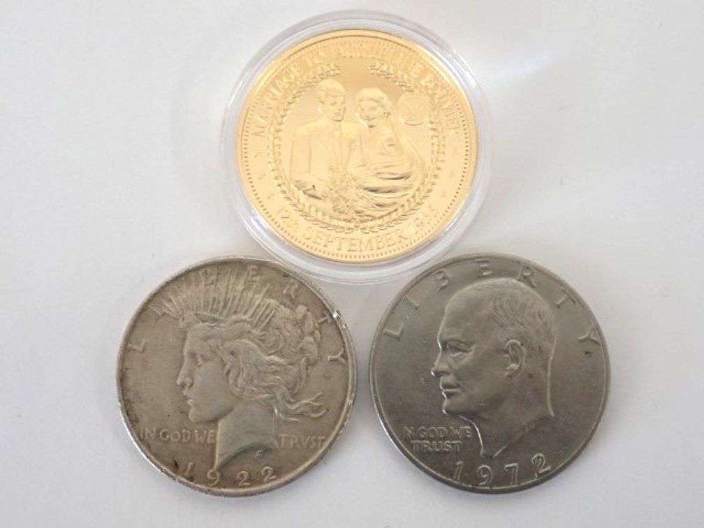 1922 US Silver Peace Dollar plus More