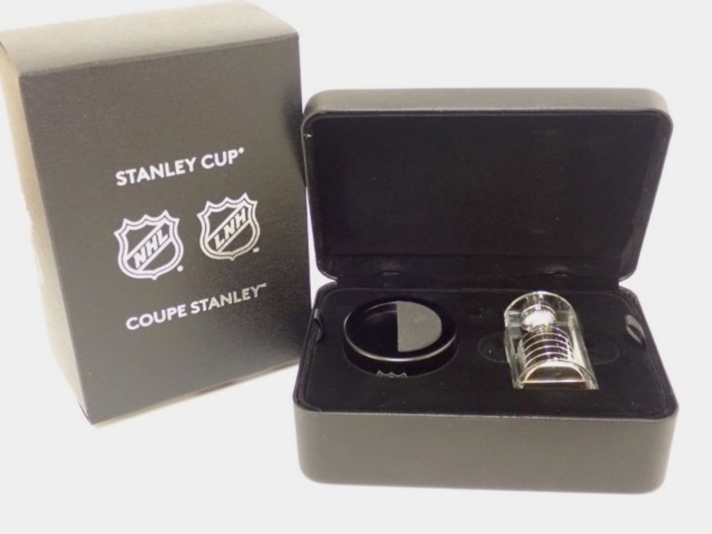 2017 $50 Fine Silver Coin 125th Anniversary of the Stanley Cup