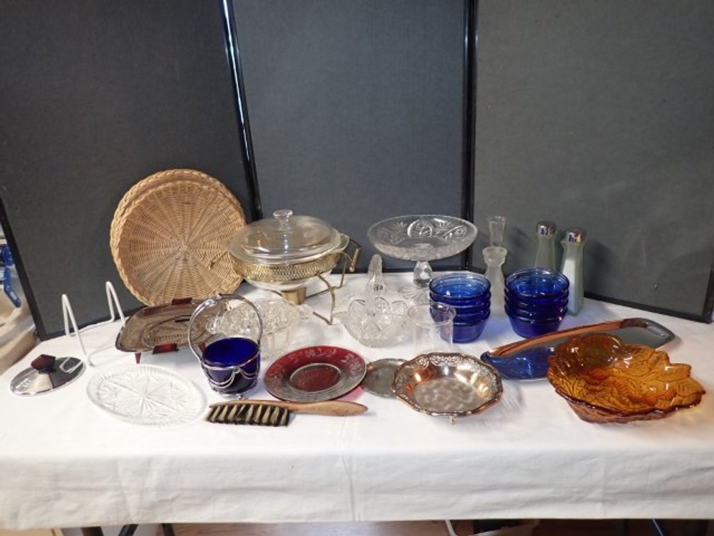 Vintage Kitchen Serving Pieces Plus