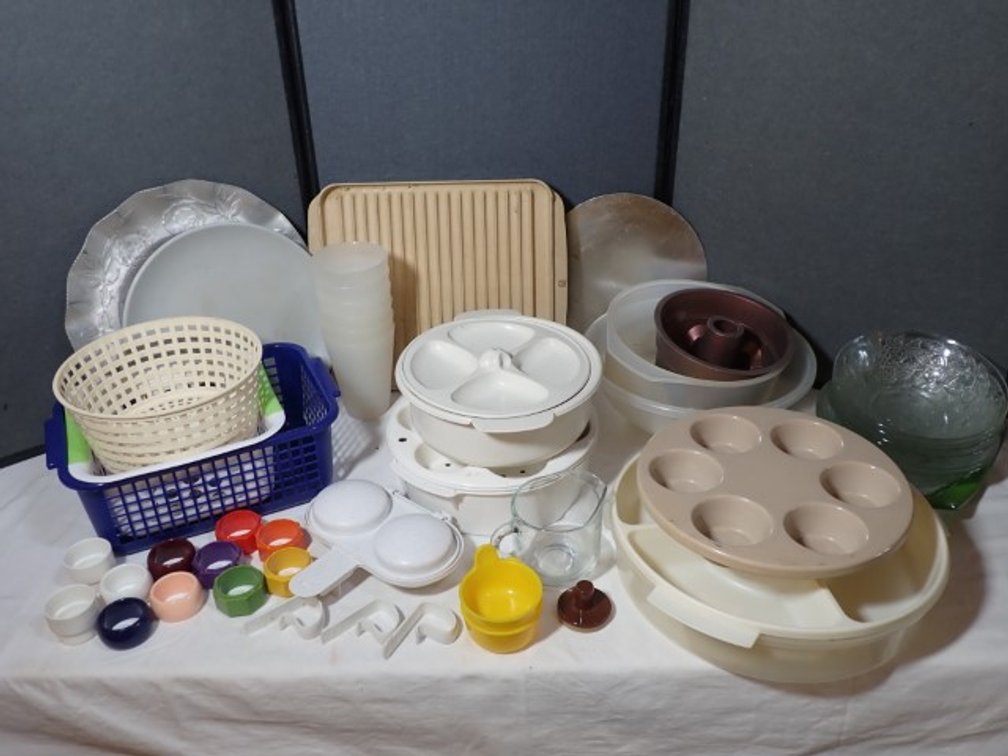 Kitchen Plastics & Glass