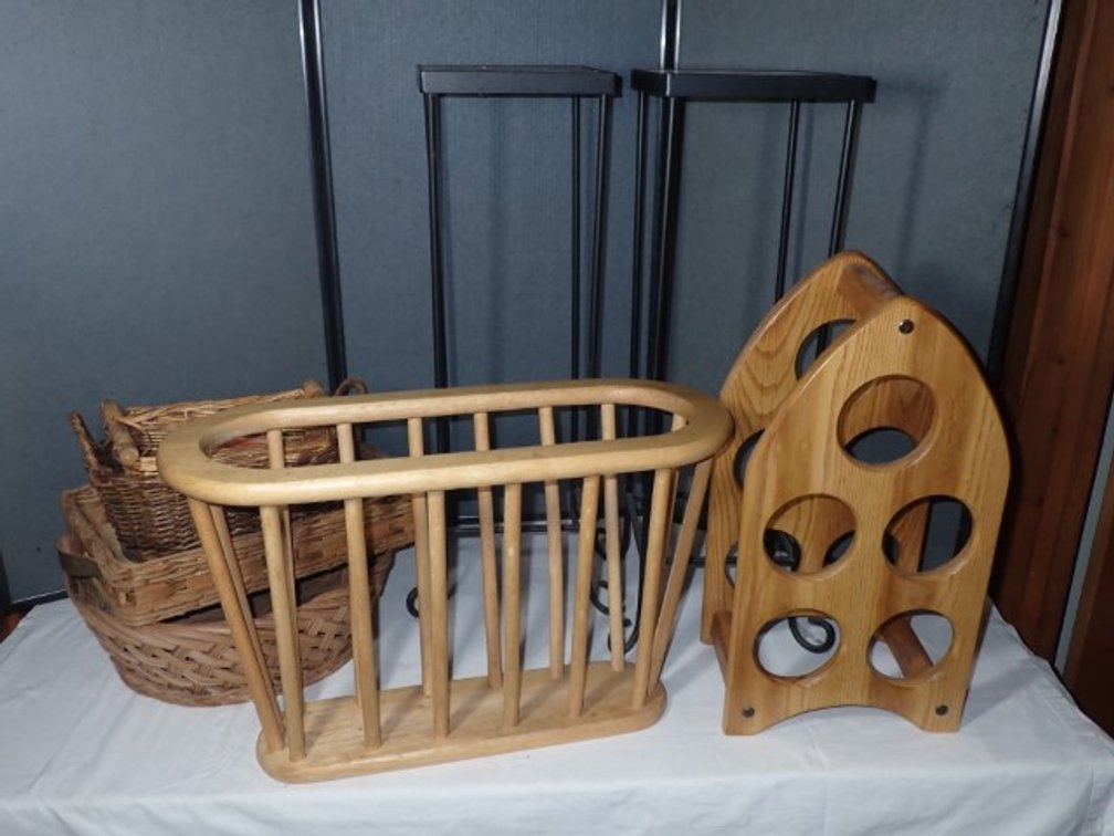 Baskets, Stands & Holders