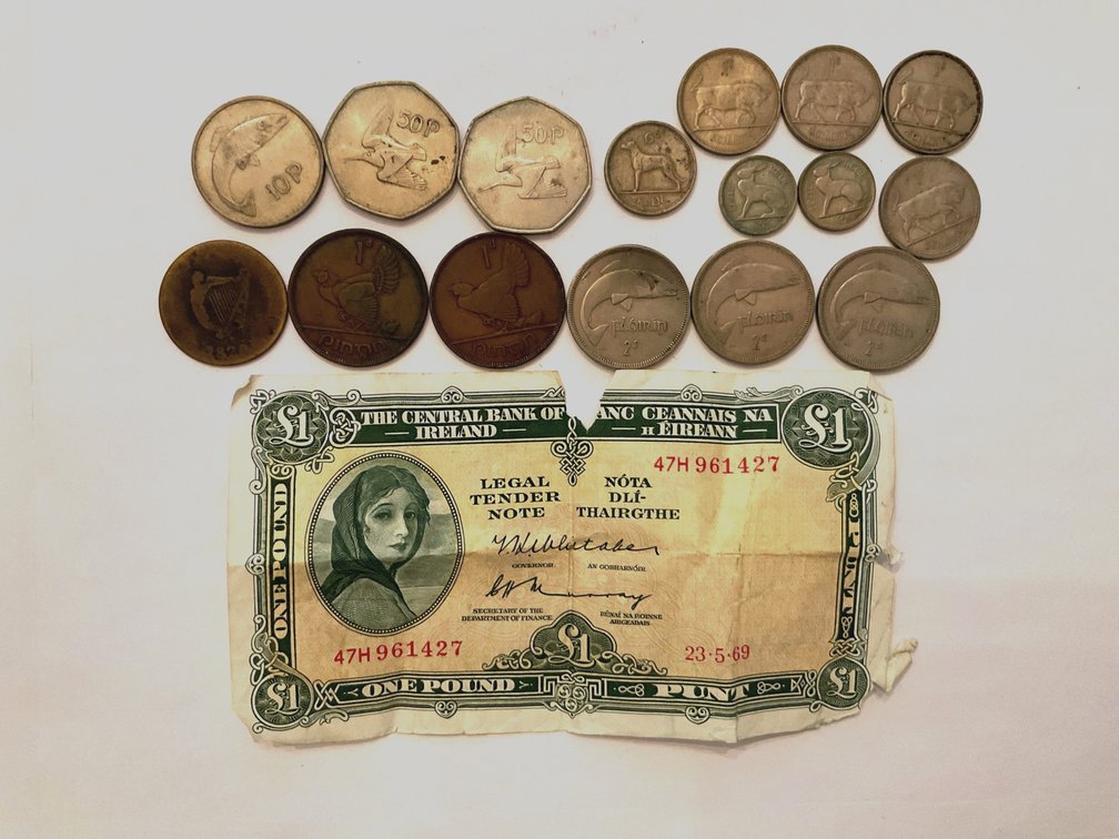 Vintage Irish Coins & Pound Note