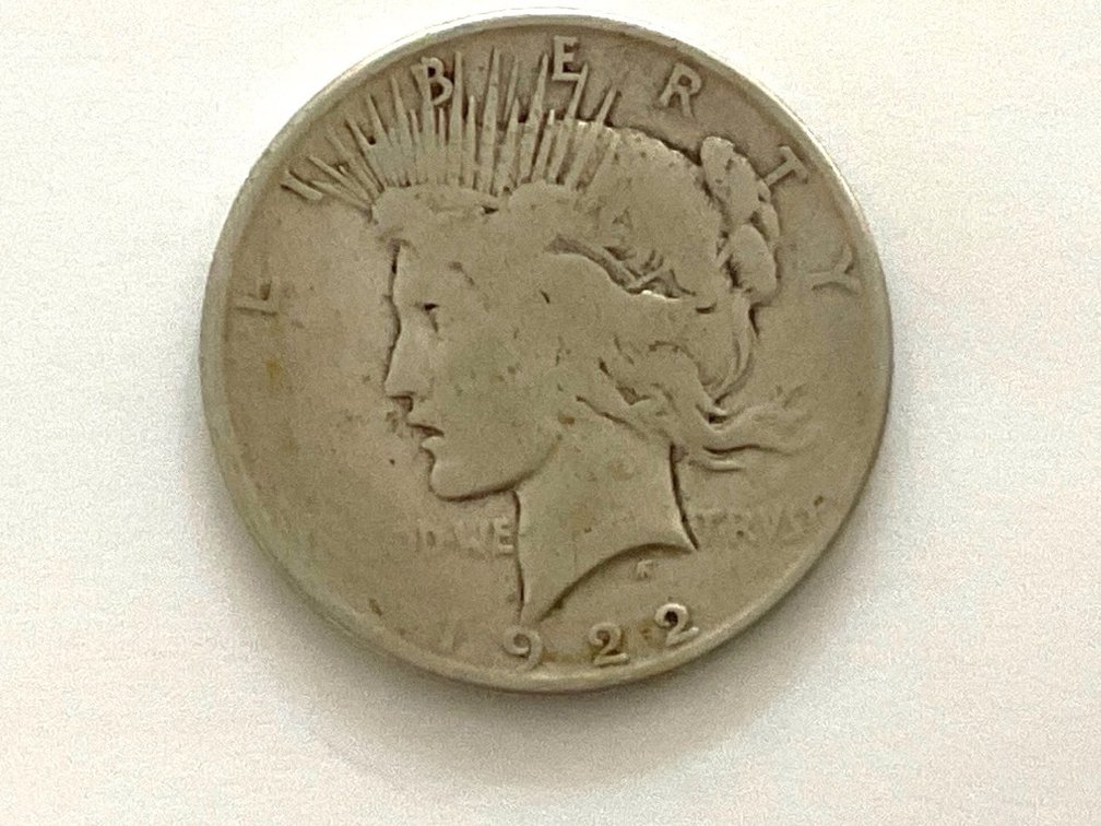1922 S Silver Peace Dollar