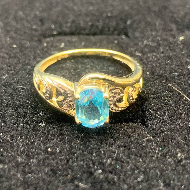 10K Gold Blue Topaz & Diamond Ring