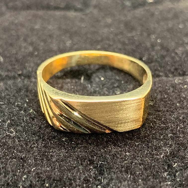 10K Gold Ring