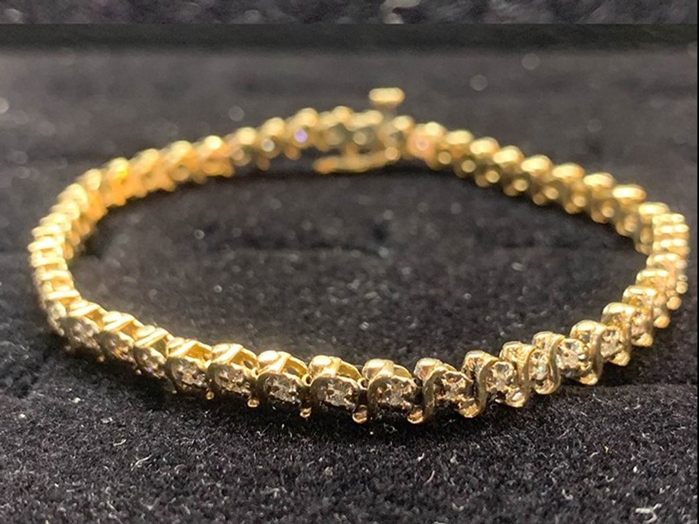 14K Gold & Diamond Bracelet