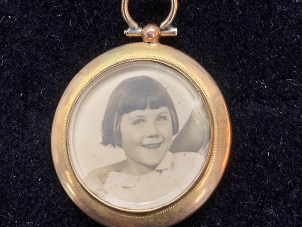 9K Gold Locket