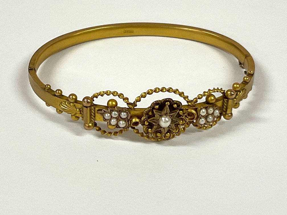 9K Gold Antique Seed Pearl Bracelet