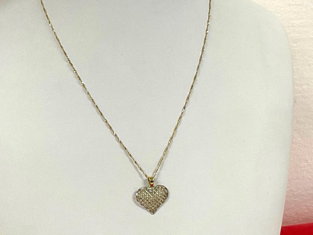 10K Gold Heart Necklace