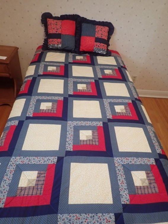 Handmade Quilt & More