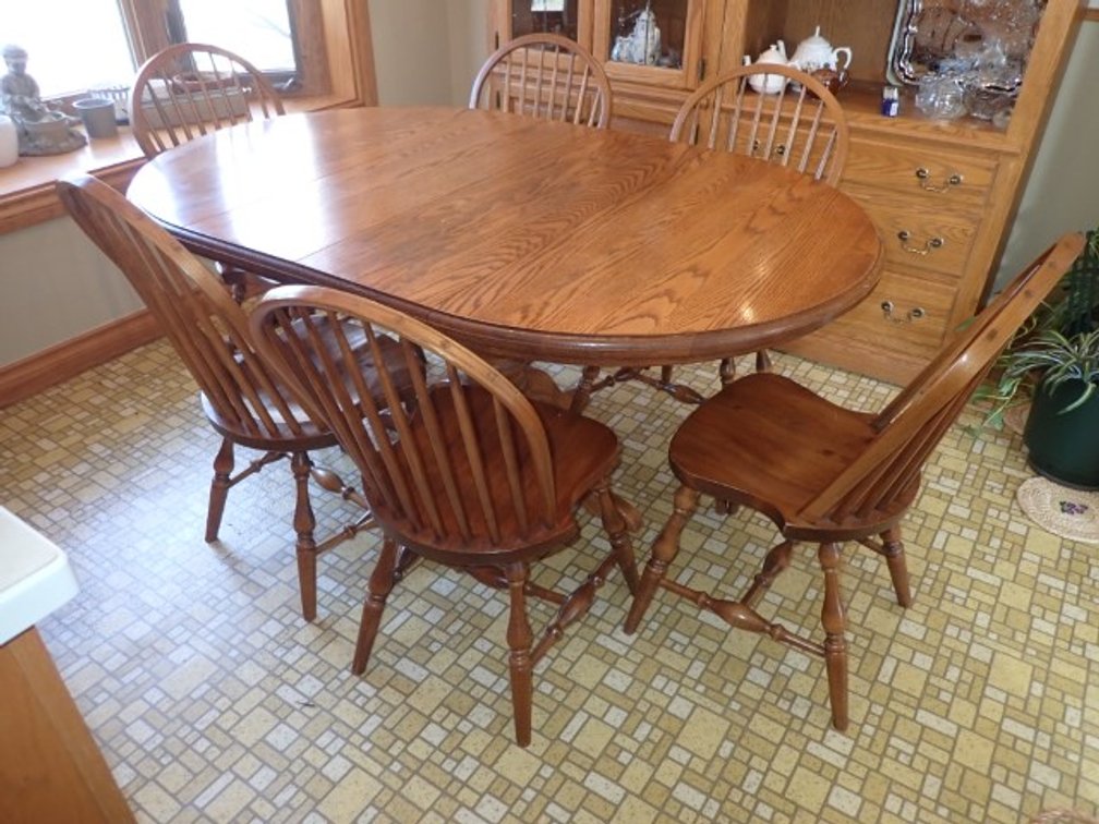 Oak Dining Table & Chairs
