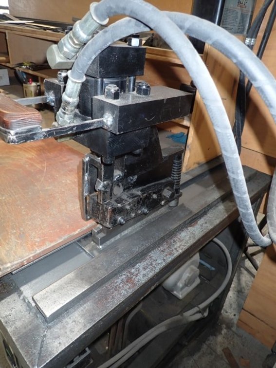 Hydraulic Coil Spring Cutter & Dispenser Rack