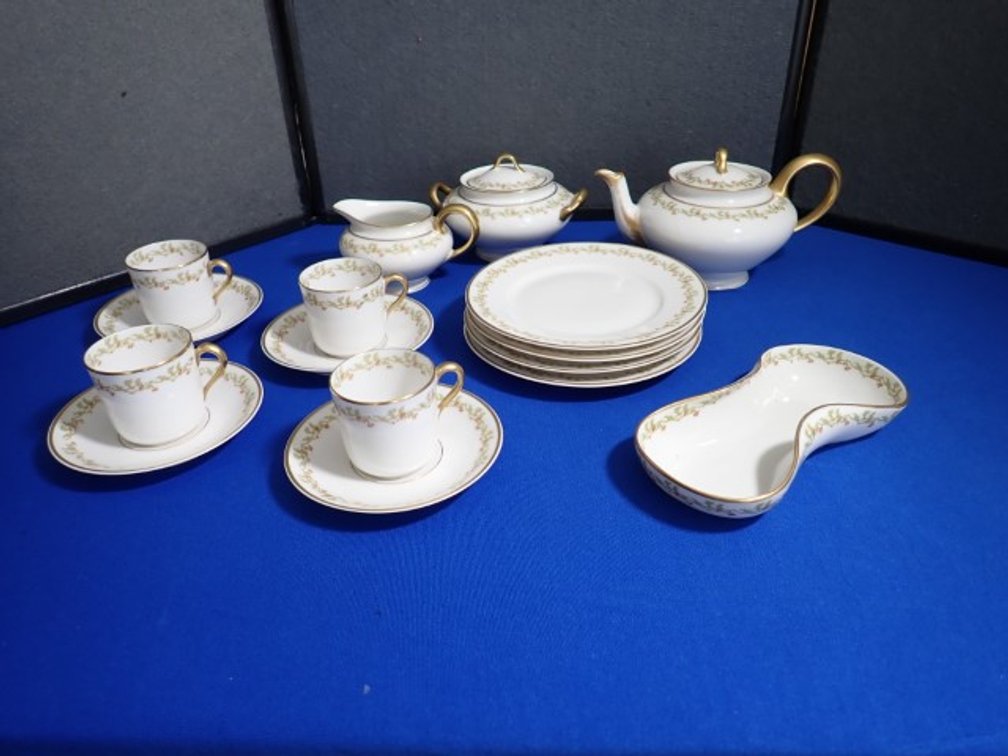 Limoges Set