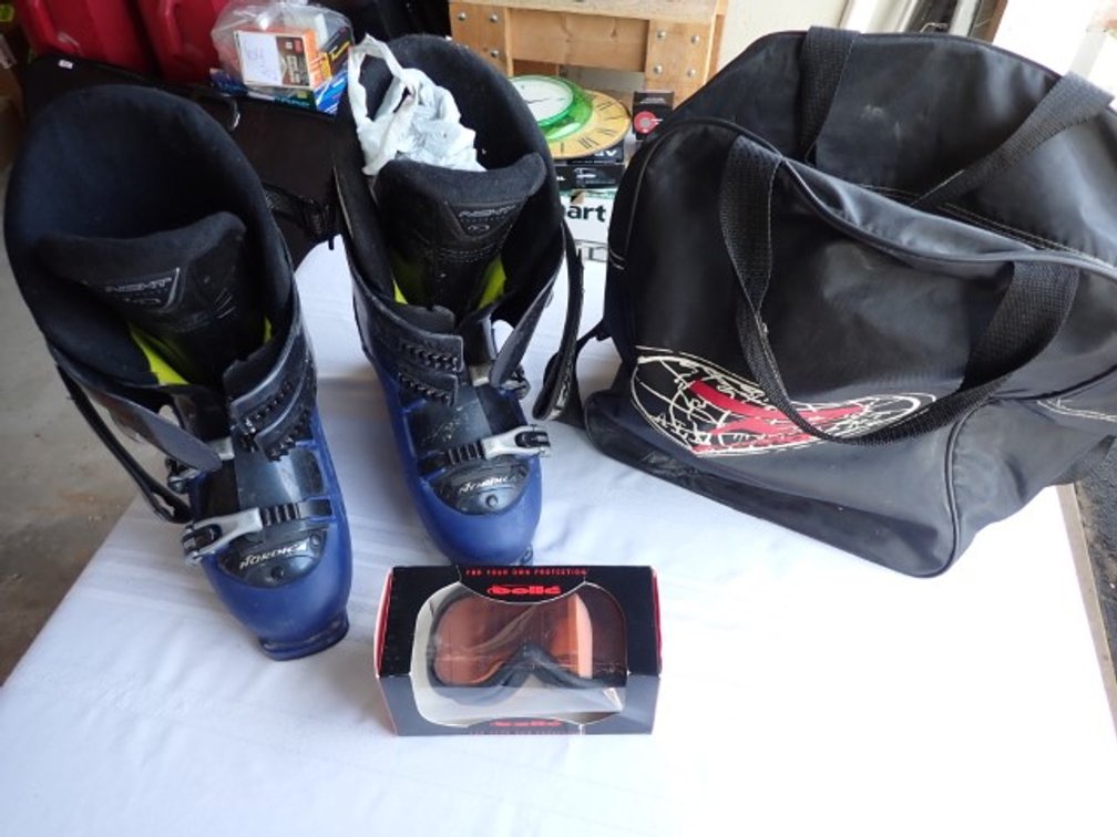 Nordica Boots 9 1/2 Mens