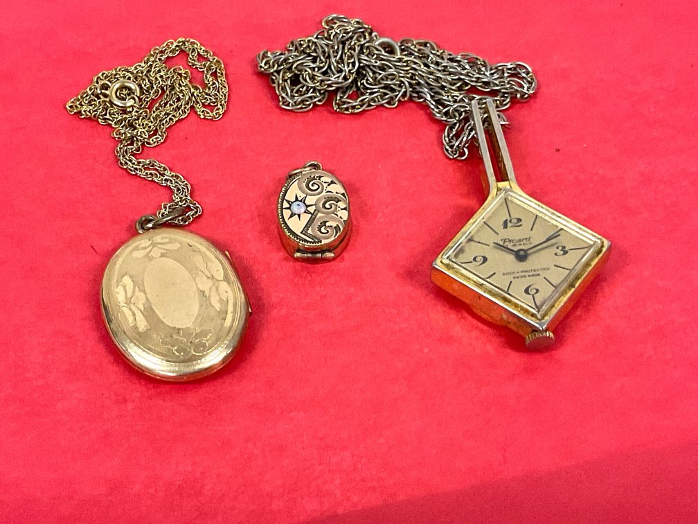 Vintage Lockets & Pendant Watch