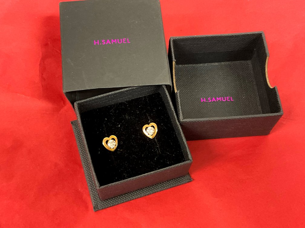 10 or 11K Gold Diamond Heart Earrings