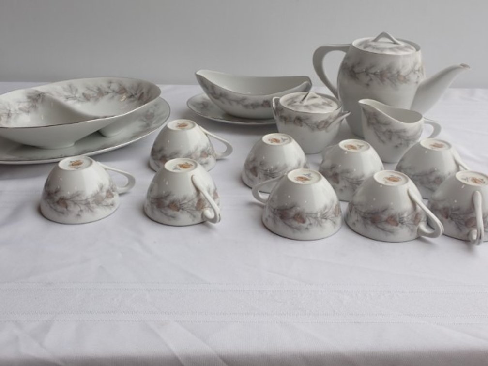 16 Piece Sango Japan China Set