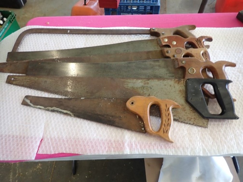 Job lot of hand saws